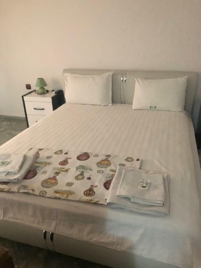 Hotel White House Kurdzhali Luaran gambar